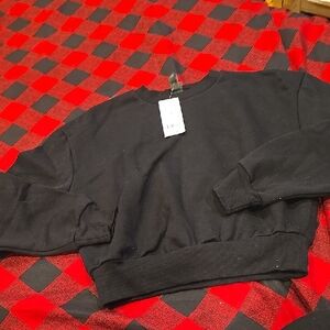 ❤️10/$40 New Crew Crop Sweatshirt